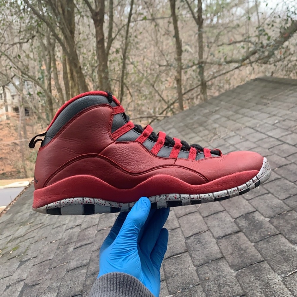 Air Jordan 10 Retro Bulls Over Broadway